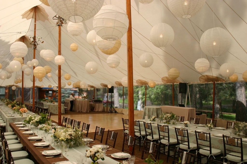 Lanterns wedding tent